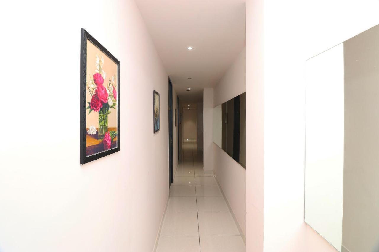 Oyo 26833 Cabana Meerut Exterior foto